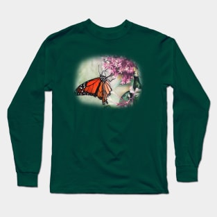 Monarch Butterfly on Milkweed Flower Long Sleeve T-Shirt